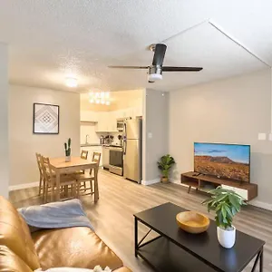 Updated With Pool - Close To Airport, Zoo, & Asu United States